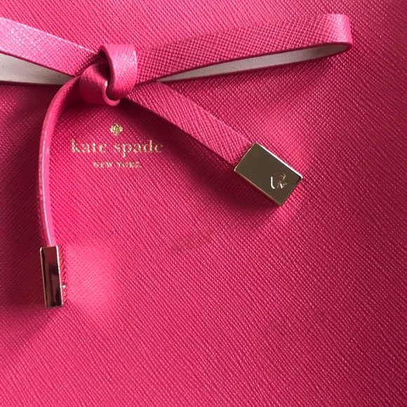❌SOLD❌KATE SPADE PINK PURSE - Picture 4 of 8